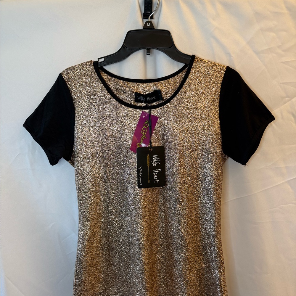 Wilde Heart Gold and Black Women's Top Medium NWT